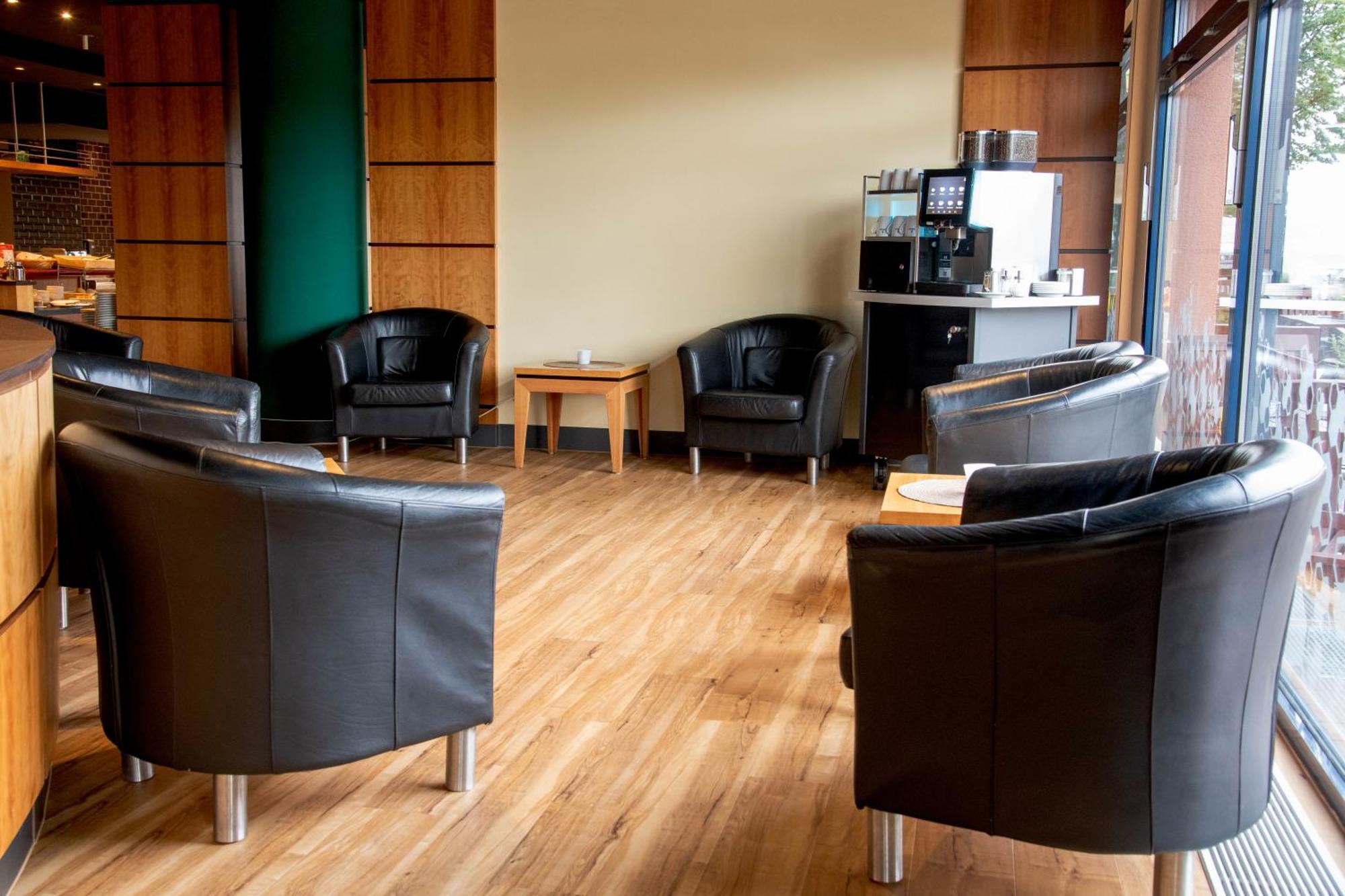 Best Western Premier Airporthotel Berlin Schönefeld Εξωτερικό φωτογραφία